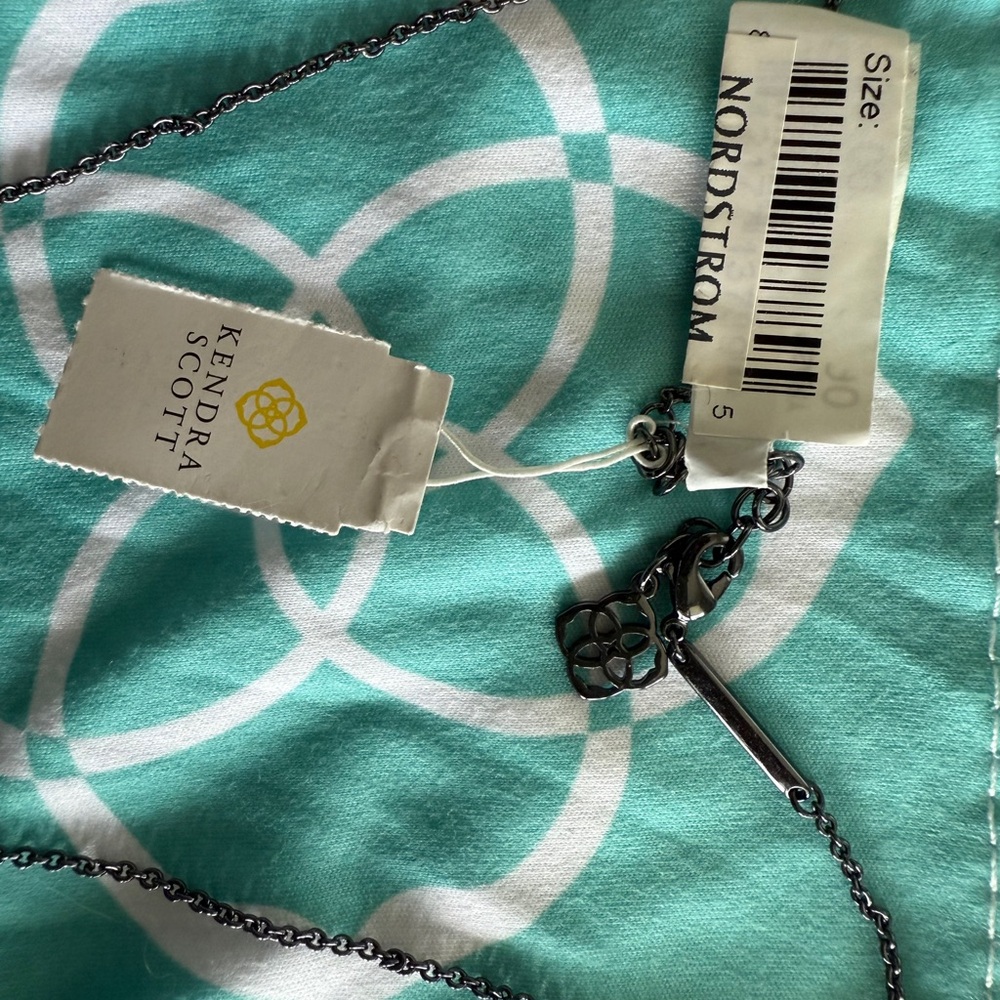 Kendra Scott Iridescent Pendant Necklace - Picture 3 of 5